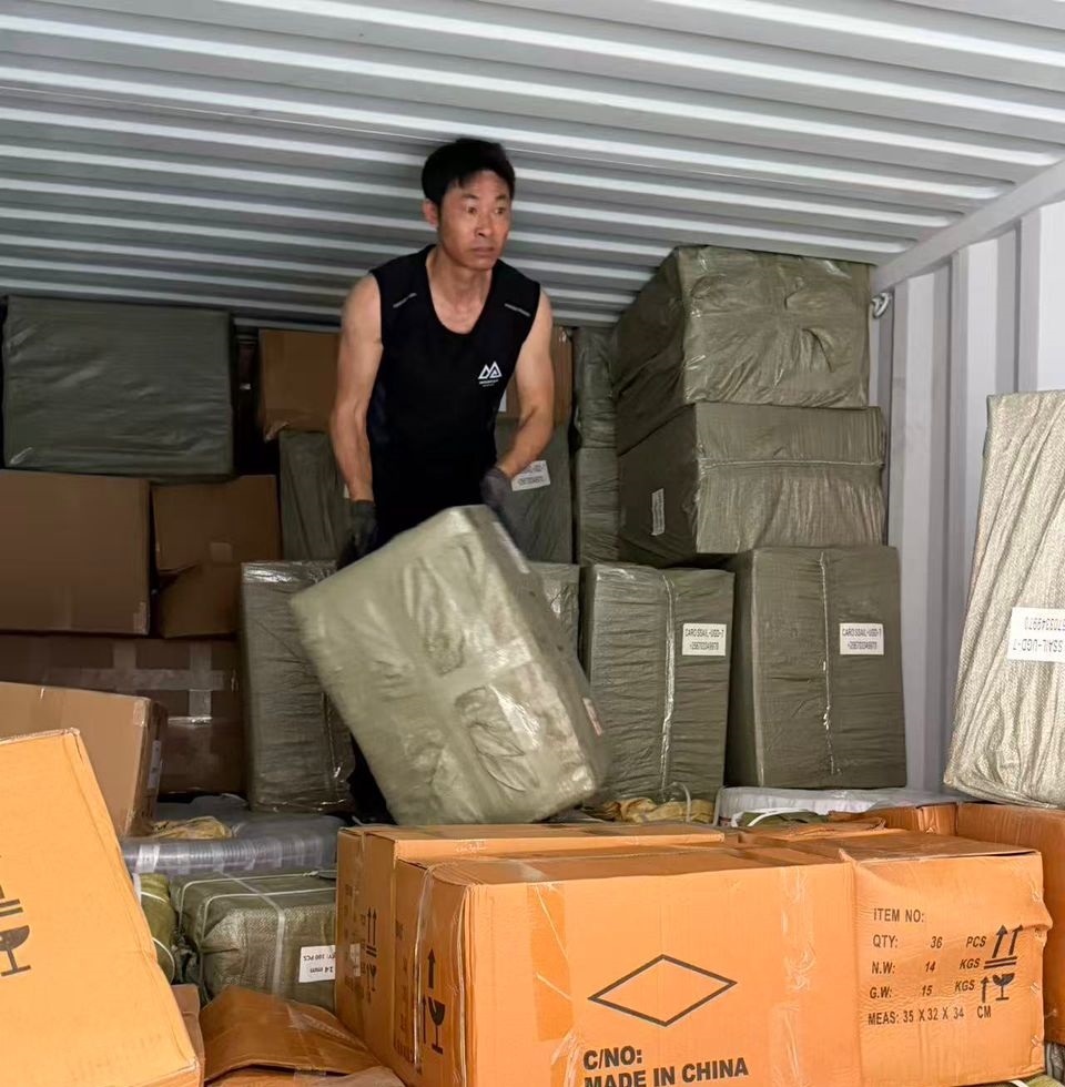 China Container Loading